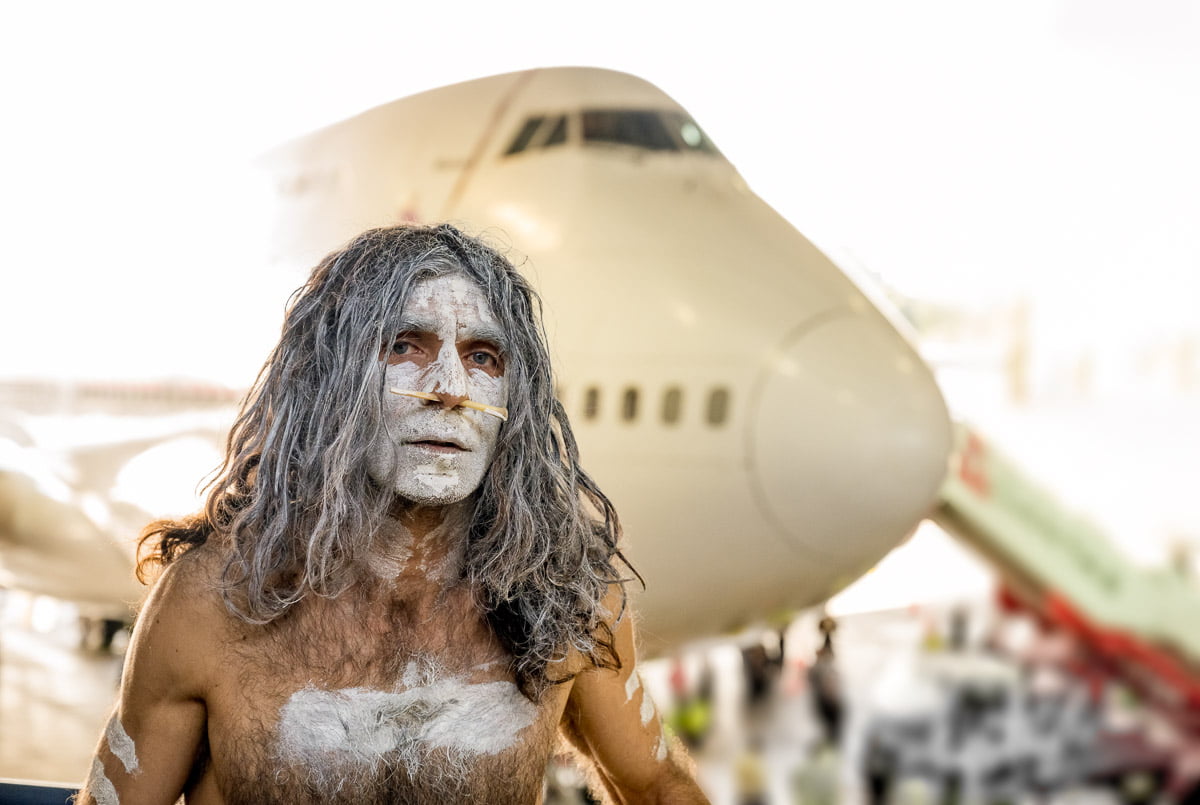 Aboriginal performance during Qantas farewelling jumbo 747 at Mascot